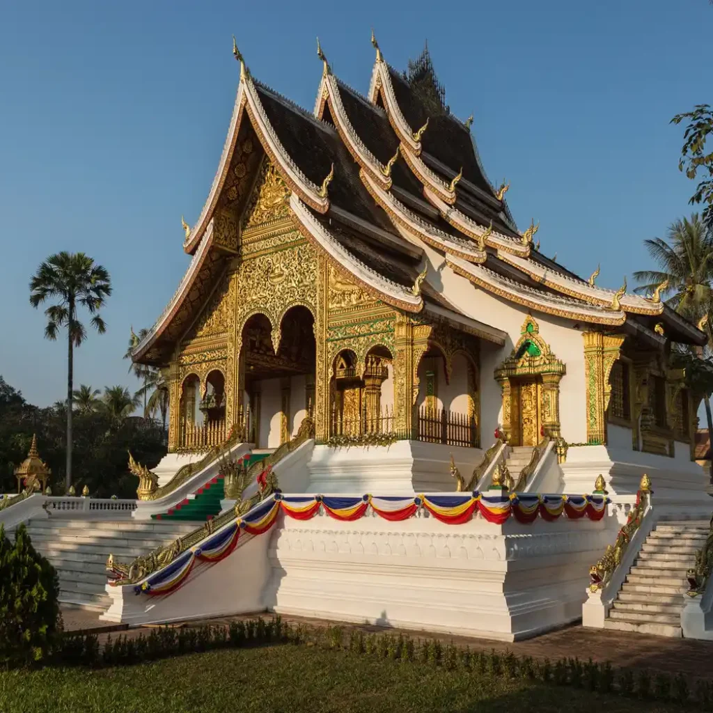 golden-city-temple-wat-xieng-thong-luang-praban-2025-04-03-04-26-51-utc_result