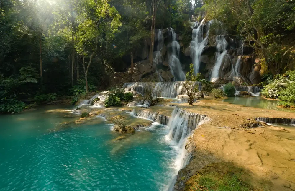 kuang-si-waterfa-near-luang-prabang-laos-2024-12-04-17-28-54-utc_result